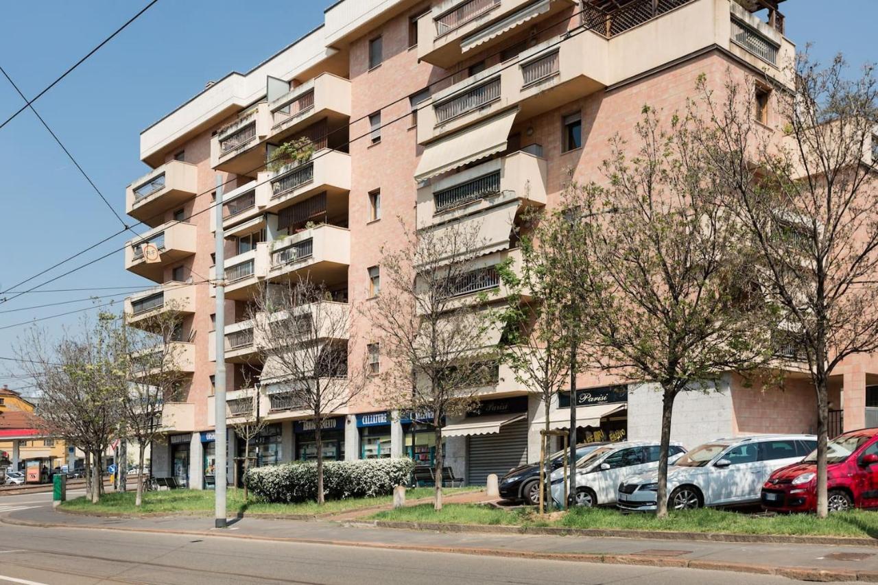 Golden Suite apartment&day use Mailand Exterior foto