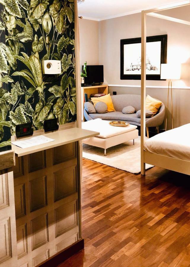 Golden Suite apartment&day use Mailand Exterior foto